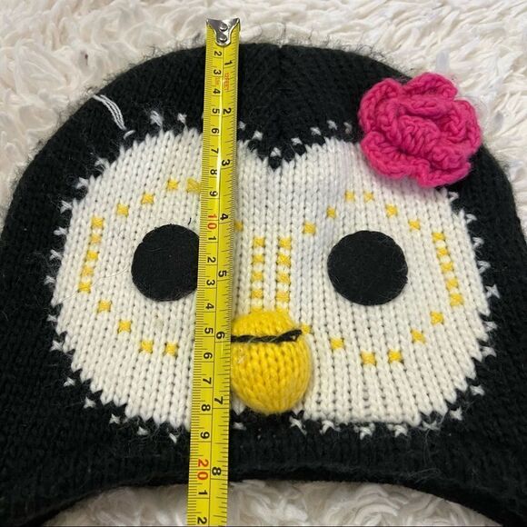 Cute Penguin beanie with Pom Poms and boot cuffs NWOT - Picture 5 of 6